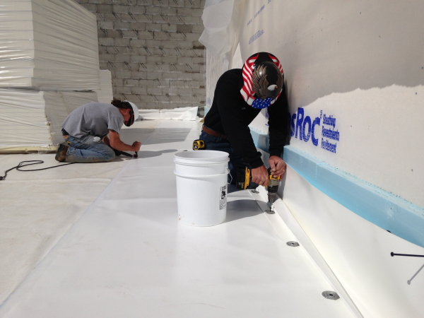 Glued or Tarred Roofs or Hot Air Welded Roofs?