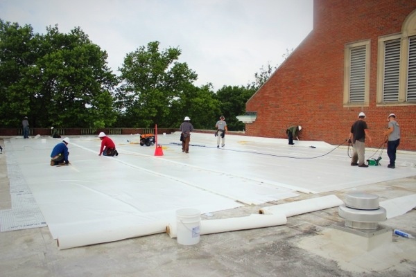 flat roof overlay with white membrane.jpg