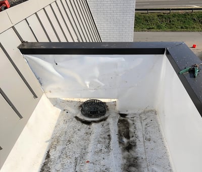 Flat Roof Membrane Repair Metal Coping Installation-Oakridge.jpeg
