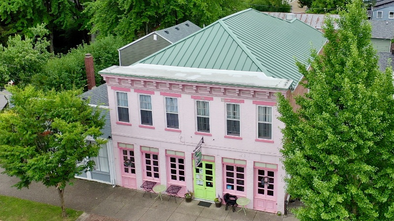 Standing Seam Metal Roof Apple Mac Restaurant-1-1