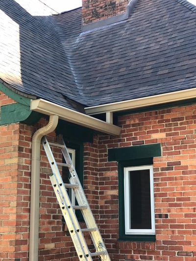 Seamless Guttering Installation v2-Clifty.jpg