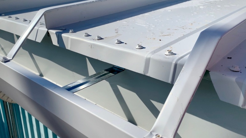 Commercial Gutter Standing Seam 238T